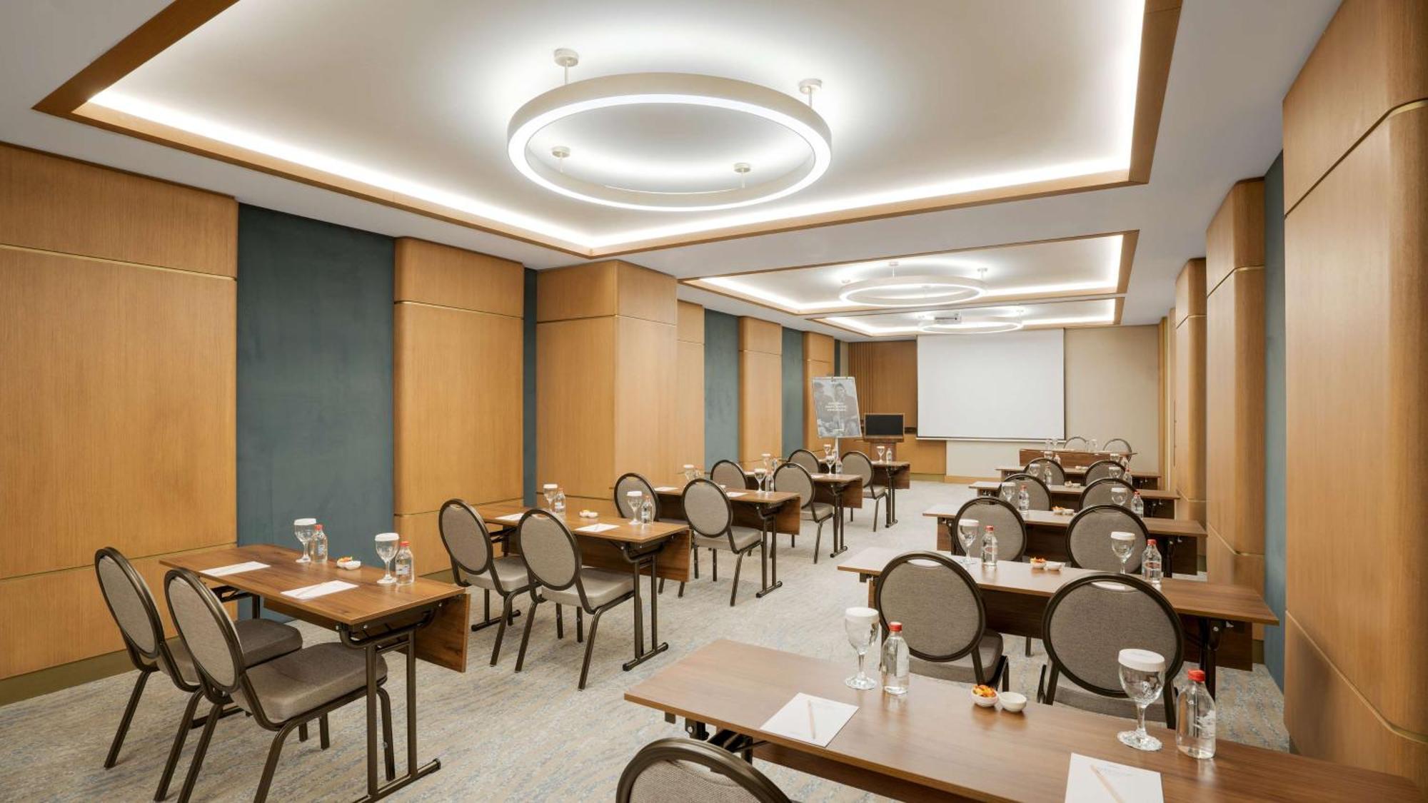 Radisson Hotel Istanbul Merter Istambul Exterior foto