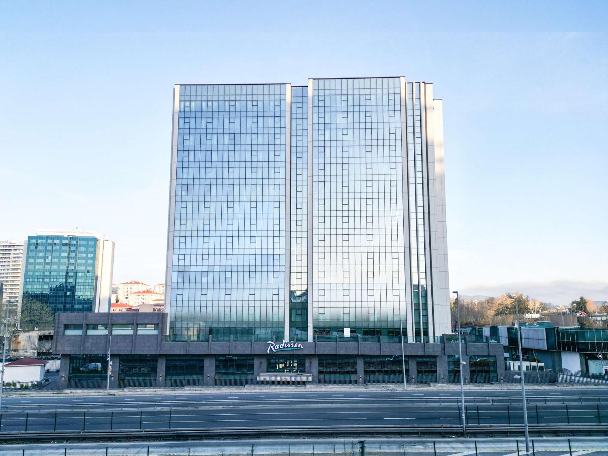 Radisson Hotel Istanbul Merter Istambul Exterior foto